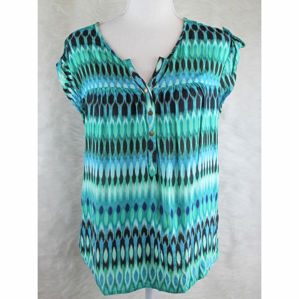 Apt 9 Blue Green Patterned Blouse - Layering Top